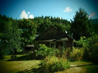 Abandoned house in Slocan City, BC
